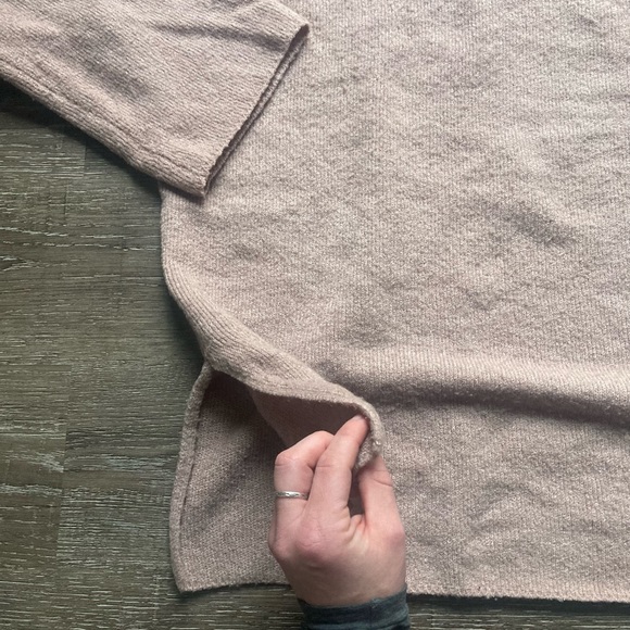 Urban Outfitters UO Mock Sweater Tan Size Small - Picture 3 of 4